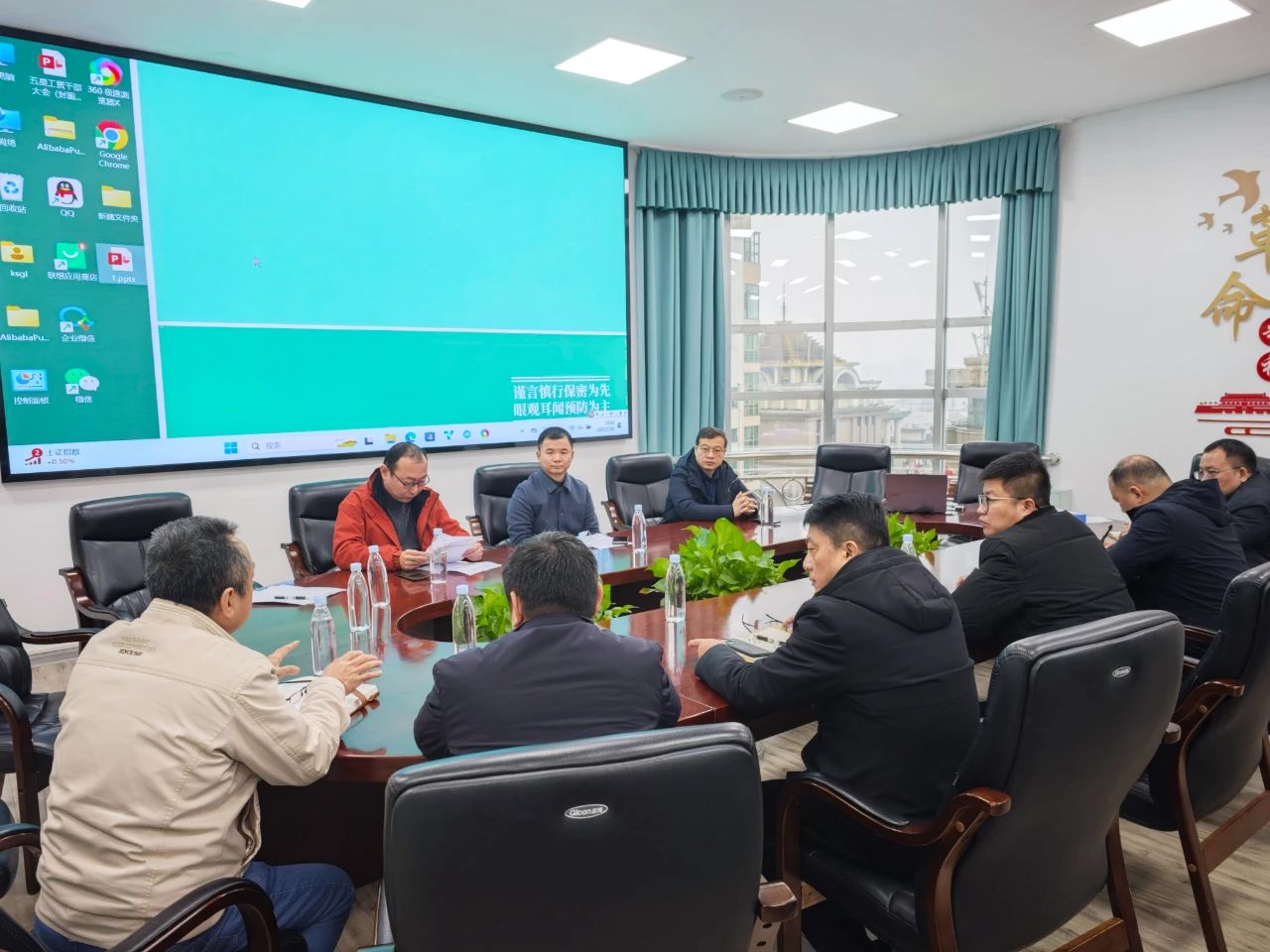 c3b7d7bff8daa770cf69b39a64c0bd44.jpg c3b7d7bff8daa770cf69b39a64c0bd44.jpg